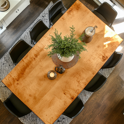 The Herdic Dining Table